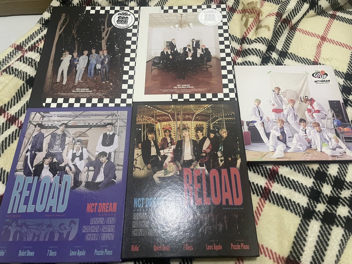 jisweven's tweet photo. π β #mio_feedbacks
super close to finishing my dream album collection na ackk π thanks so much po @wynahceah sa free claims and a jihyuck reload poster!! alagaan q po cla mabuti hihi
#rons_mail https://t.co/aUn44LSLTl