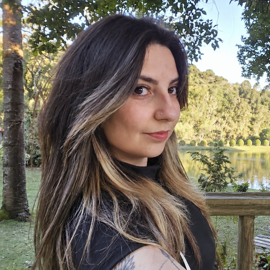 HeyyIvana_'s tweet photo. #NewProfilePic Ainda uso essa rede aqui https://t.co/N9lN7DLkDQ