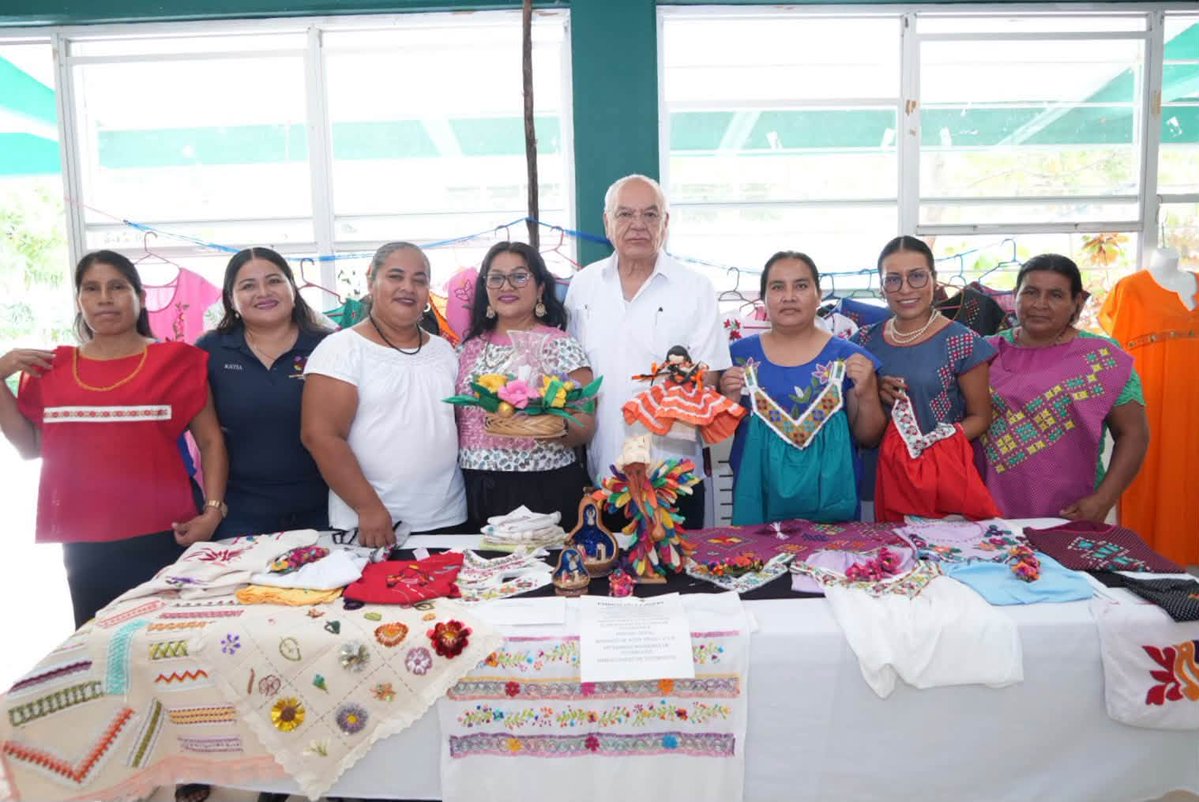 DGCFT_oficial's tweet photo. SAN PEDRO POCHUTLA, #OAXACA. — En el @ICAPET_GobOax , recibimos al Dr. Héctor Leoncio Martínez Castuera, coordinador general de los #ICAT de la #DGCFT, para identificar áreas de oportunidad que contribuyan a su fortalecimiento... leer en...
https://t.co/dF4Wf5MqwI https://t.co/hwF7s5ZoJ8