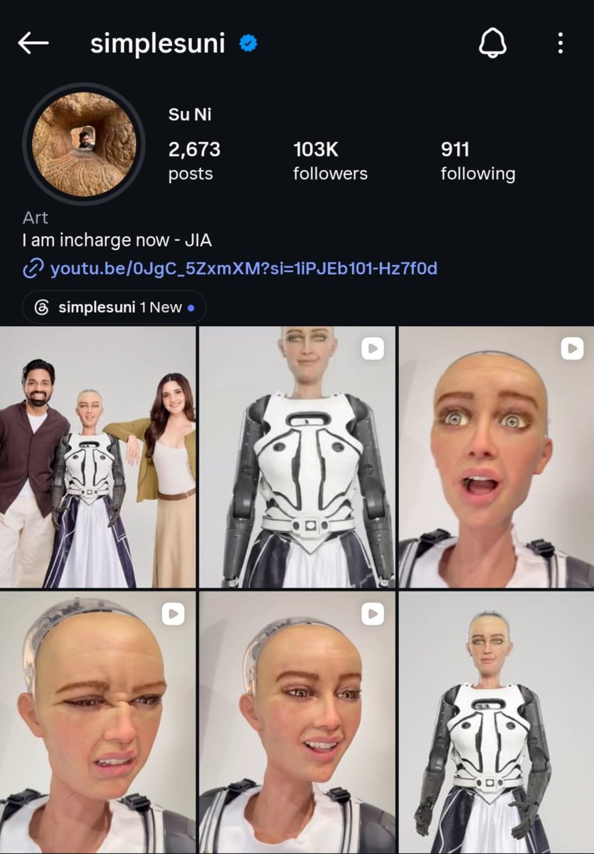 Cinema_Vamsha's tweet photo. Istu dina hack aagide ankondidre, nam @SimpleSuni avru next level promotion start madbitidare!🔥😂

Meet JIA — India’s first real humanoid robot playing a lead role. No CGI, no body double. JIA is the actor! 🤖🎬
​ #Lambodhara 2.0 https://t.co/5Qjb4fkHLa