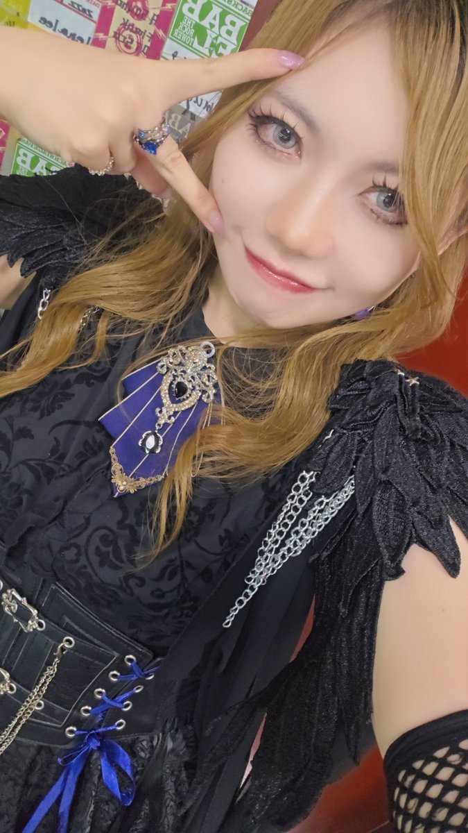 Miwa_Sirius_'s tweet photo. FullMooNさん @FullMooN_tw サポートもありがとうございました！✨️

先輩たちの音にのっていたら、どこまでも声がでそうな気持ちになりました🤭笑
この修行期間、１歩ずつでもレベルアップできてたらいいな

今日も優しく見守って盛り上げてくれた皆様、ありがとうございました！✨️ https://t.co/qh7OOXPgpG