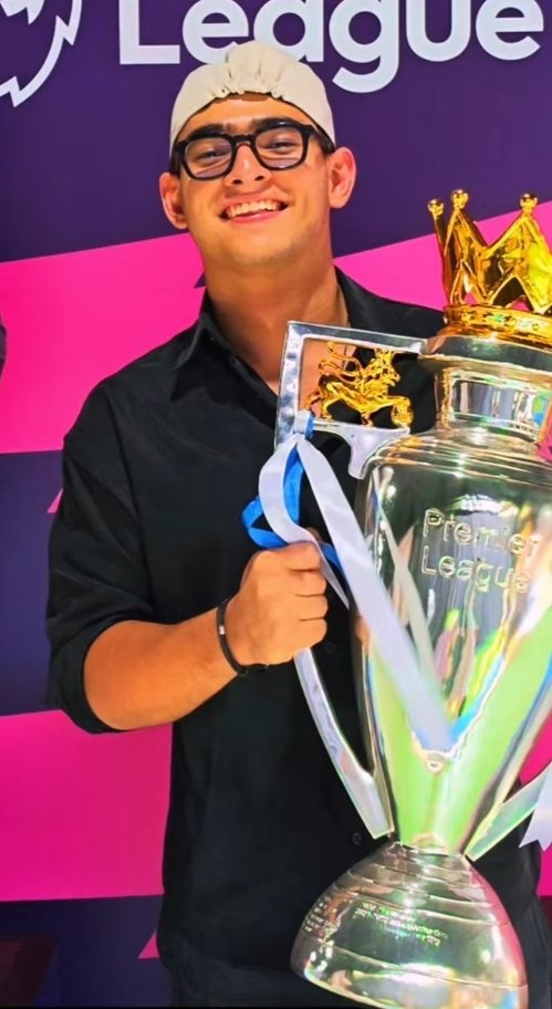 sadievaughan_'s tweet photo. Alhamdulillaah, gak papa yaa Sayang ku belum rejekinya kamu tahun ini ☺️ sebagai gantinya aku doain semoga Emyu taon ini dapet trophy
*eits tapi Carabao Cup / FA Cup yaa hehe bukan UCL/EPL 🤭 (kita masi rival dalam hal ini 😜)
You're always a winner ❤️

And Congrast Fatso 🎉🎉🎉 https://t.co/yNPzpcRazT