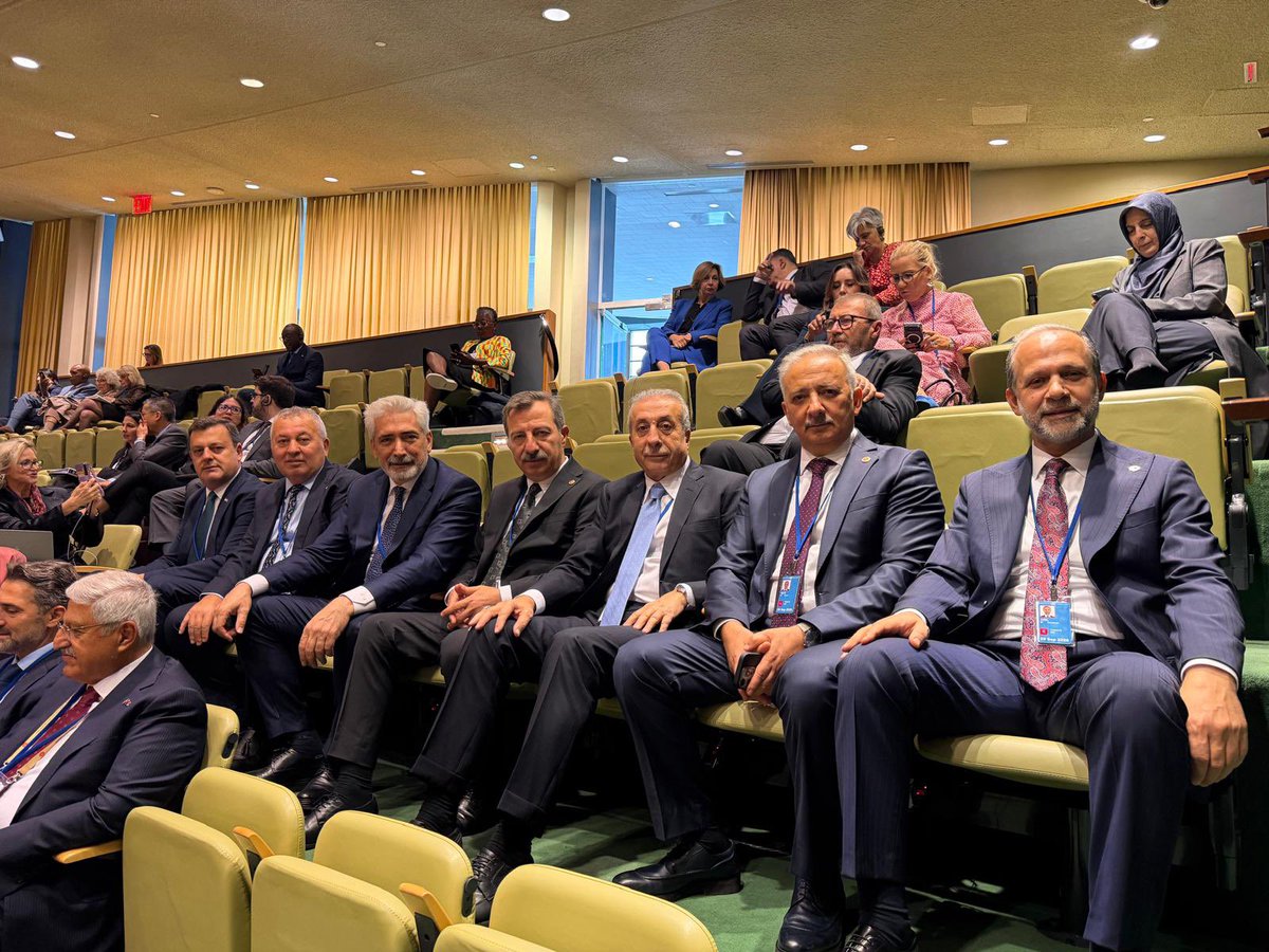 GalipEnsarioglu's tweet photo. Birleşmiş Milletler 81’inci Genel Kurulu’nda Cumhurbaşkanımız Sayın Recep Tayyip Erdoğan’ın hitaplarını dinliyoruz.

#UNGA81 https://t.co/J520K0aqVJ