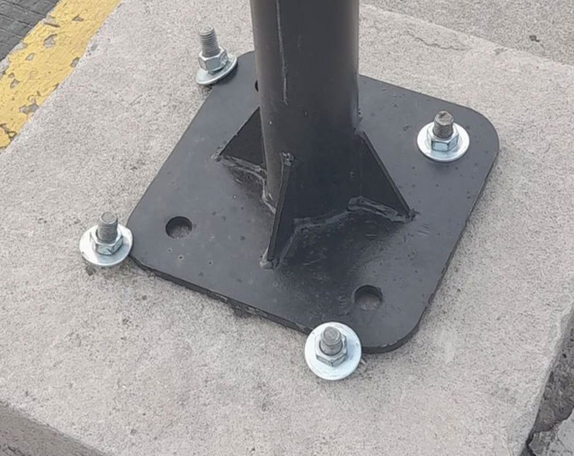 markwshead's tweet photo. Is this an example of doing the best with what you've been given, or an example of not caring enough to fix the problem. https://t.co/oYPtu3ViEl