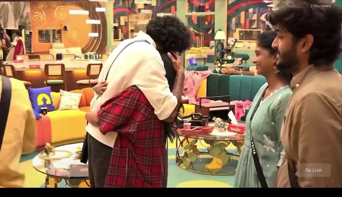 Tokyoo_cool's tweet photo. "Pazhaya Ethirigal 
Un Rasiga Padaiyiley" 🏃‍♀️

#Shathiga 😘🤌♥️🥳🔥
#biggbosstamil10 https://t.co/Wax6IaJWIm
