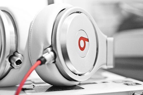 pmej42's tweet photo. @beatsbydre Traigan de vuelta una versión mejorada pero sin perder la esencia. https://t.co/m9TUR1tPjE