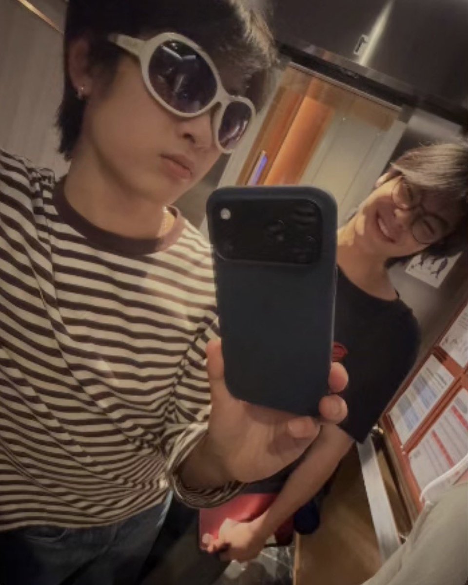 NNxu_u's tweet photo. อ๋าาาาาาาาาาาาาา เป๊ะใช่เลยกุเดรสสสสส🫠

#tthi_eks #waavetnp #theewave https://t.co/sGrsM9Wn03