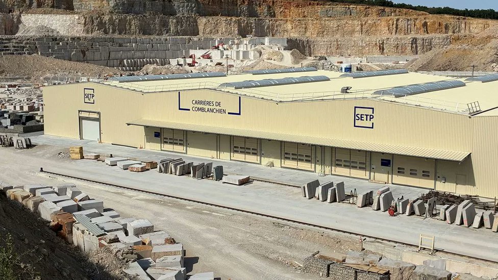 OuiBFC's tweet photo. #Dijon Dans la carrière de Comblanchien, SETP passe à l’ère robotique : 12 M€ investis pour une chaîne Breton entièrement automatisée, unique en France. L’industrie de la pierre change d’échelle
#Auxerre #Nevers #Mâcon #Belfort #Vesoul #Besançon #Jura
https://t.co/70X127Jw8c https://t.co/UxFEFwXX9K