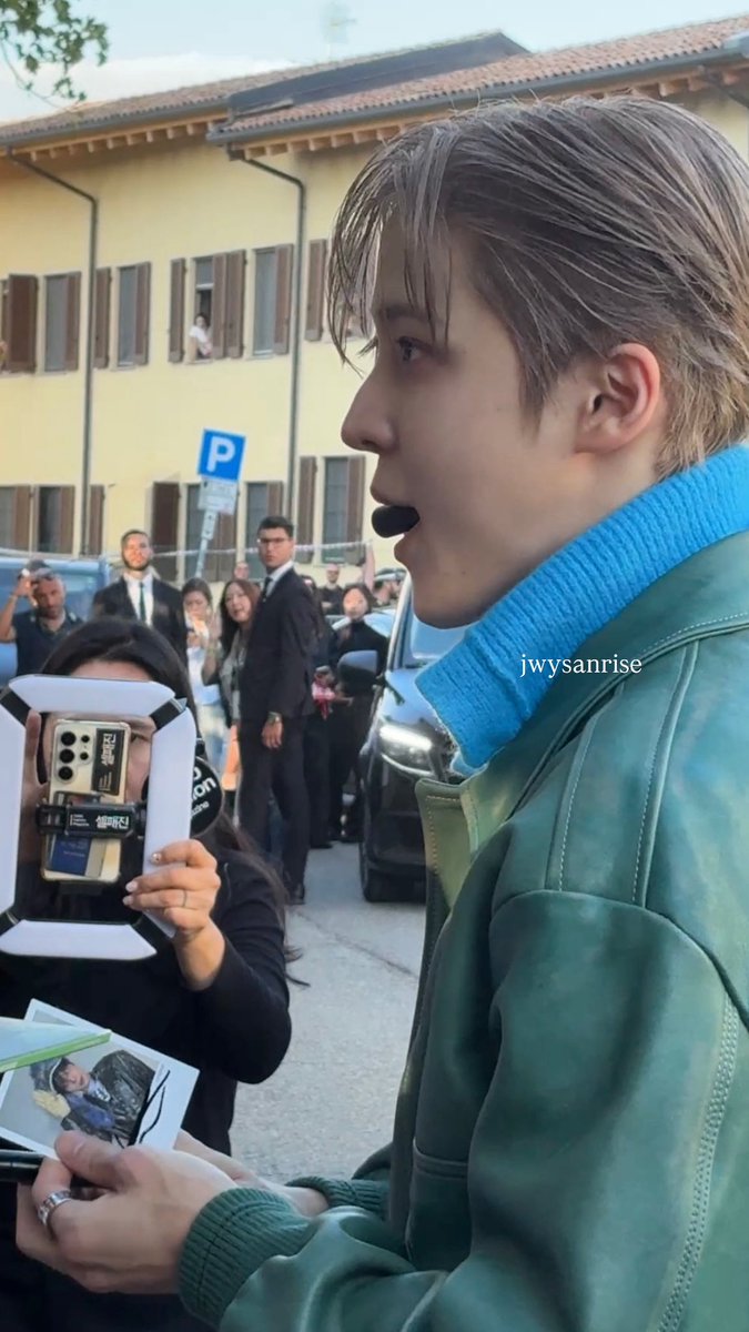 jwysanrise's tweet photo. oh i have the juiciest video ever stay tuned

DIESEL PRINCE YUNHO AT MFW
#YUNHO #윤호 #Diesel #DieselSS27
@ATEEZofficial @DIESEL https://t.co/kkd5HbR2iF
