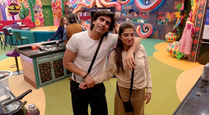 dilberkhandhad1's tweet photo. Can someone remind #Gullu that show ka naam is #BiggBoss20 https://t.co/3RdXjSezVq