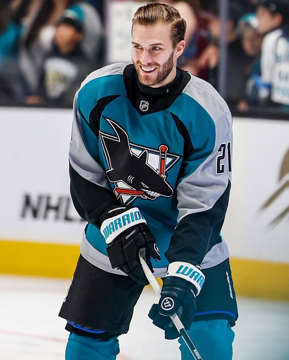 rawfearss's tweet photo. it’s national alexander wennberg day, happy birthday to our kind and joyful shark :,) https://t.co/mlRFDBKYDt