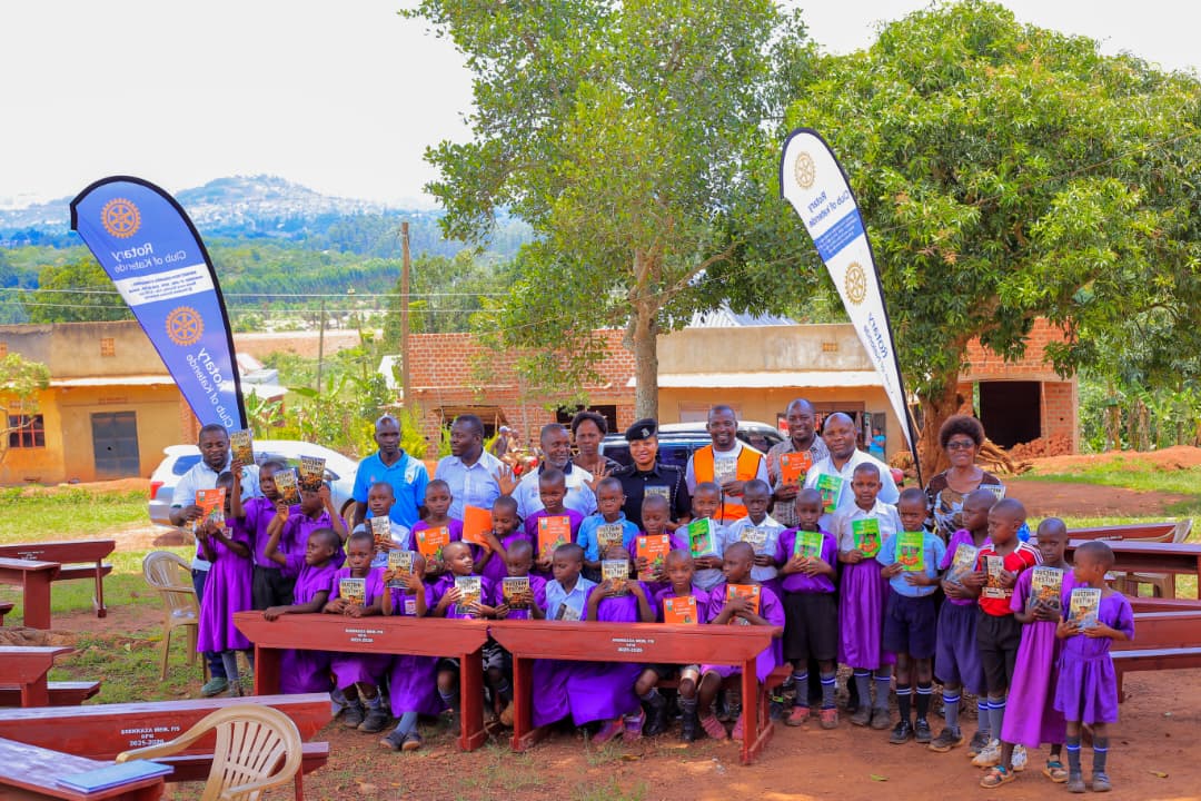 RCKatende's tweet photo. Our BEL Project at Ssekkaza PS was a day filled with learning, reading, career guidance and joyful with the learners. @RCKatende — transforming lives through service. 💙💛 @HonMikeSebalu_ @emmanuelmuwanv1
#Rotary #RCKatende #BEL #BasicEducationAndLiteracy #ReadAndRise https://t.co/tbEbCRwj5k