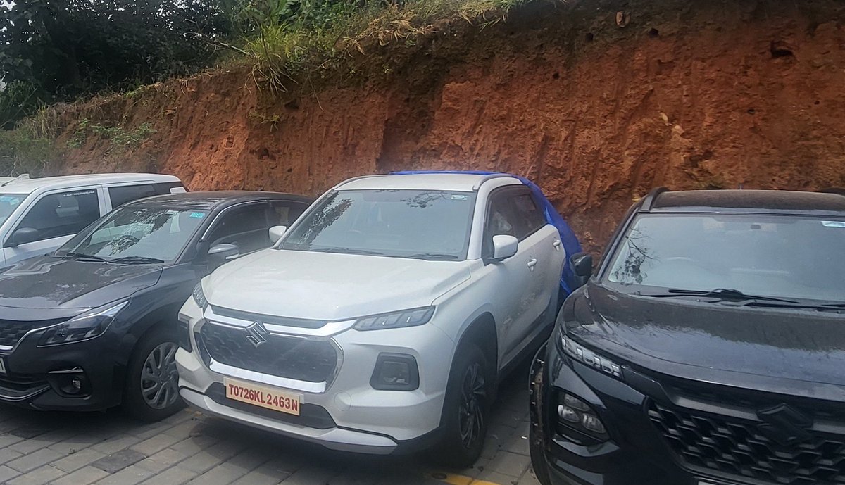 AshinJose48's tweet photo. Brand-new Grand Vitara stranded 1+ month at AVG Maruti Kattappana for parts. Left in sun &amp; rain with zero updates. Chose Maruti over Hyryder for service—is this the experience?
​Reg: TEMP381706
Complaint: A6560375917
Urgent help needed
@NexaExperience https://t.co/z4c9grhQZr