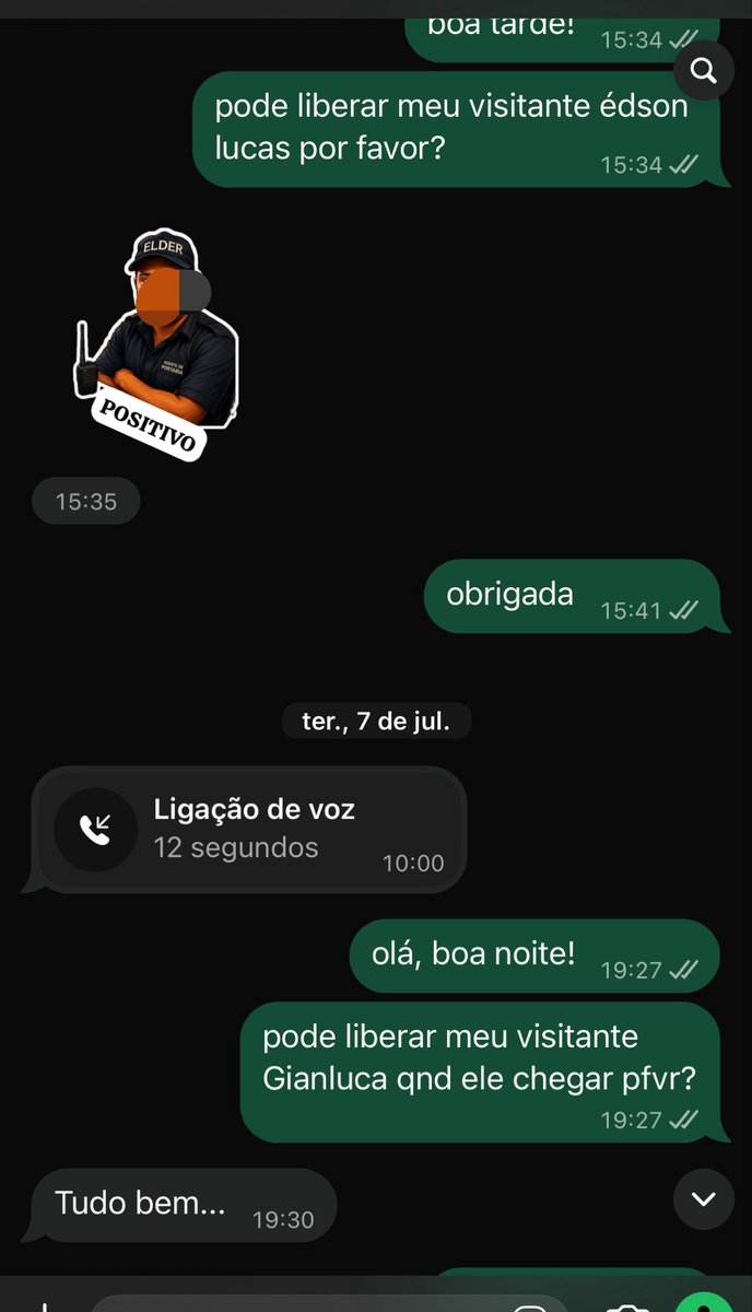trizbbea's tweet photo. isso me lembra qnd fui liberar meu amg gian e o porteiro (q sempre respondeu com figurinha) qnd viu que não era o nome do meu namorado meteu um “tudo bem…” cm energia de eita hj eh outro… https://t.co/0ZhZzXRjNt