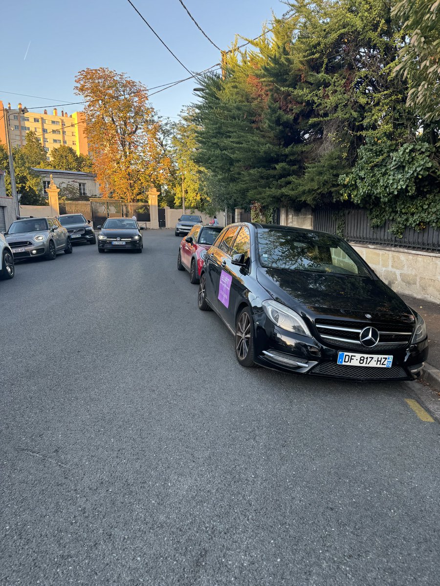 Creuselazur's tweet photo. @Bordeaux encore une journée gagnée par le laxisme de @T_Cazenave qui se fout de la sécurité des enfants sur le chemin de l’école. @gcum_fr @SO_Bordeaux #Bordeaux https://t.co/HWJTcxrttr