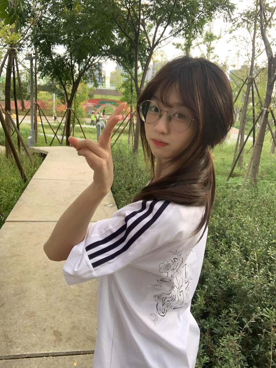 carrie07mb3's tweet photo. 还有夜猫子吗？要公的！

谁要锐评15岁的福！

要看的来撒～我直接发啦！！

看完不许说黑就行！！还有夜猫子吗？要公的！

谁要锐评15岁的福！

要看的来撒～我直接发啦！！

看完不许说黑就行！！ https://t.co/RKUKEJXZZ8