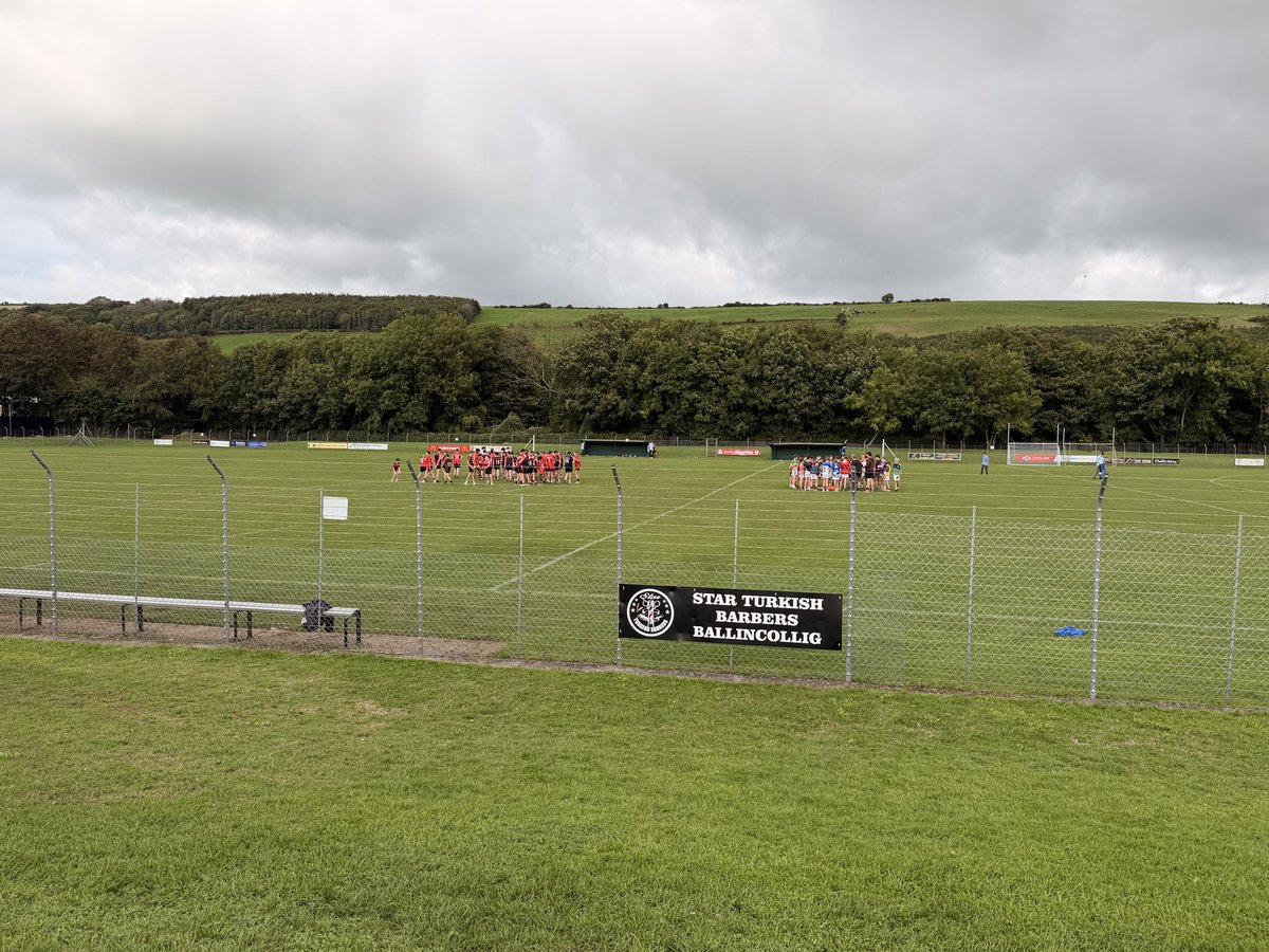 GavinPromotion's tweet photo. Opening football games in @BallincolligGAA today , where @CoachfordCSport and @colaistechoilm played 2 u14 football practice games , giving over 100 boys lots of game time and touches . @OfficialCorkGAA @CorkGAACoaching @MuskerryGAA https://t.co/AL7JgAnZ3y