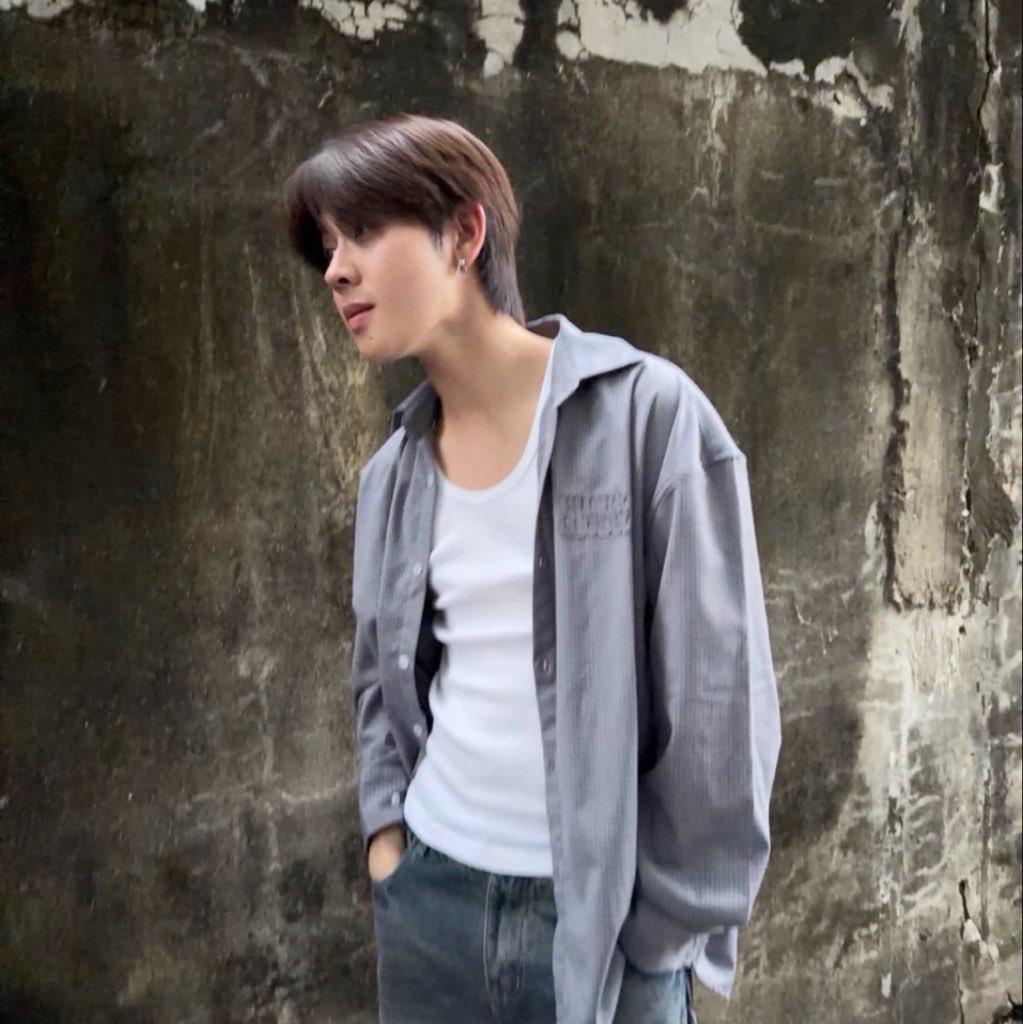 kodtypeloei's tweet photo. “ ก็ผมมาง้อ ง้อ เธอบอกว่าให้พอ พอ ทำไมพี่สาวคนนี้ถึงทำน้ำตาของผมนั้นไหล why oh why ” https://t.co/xFjltgXfiC