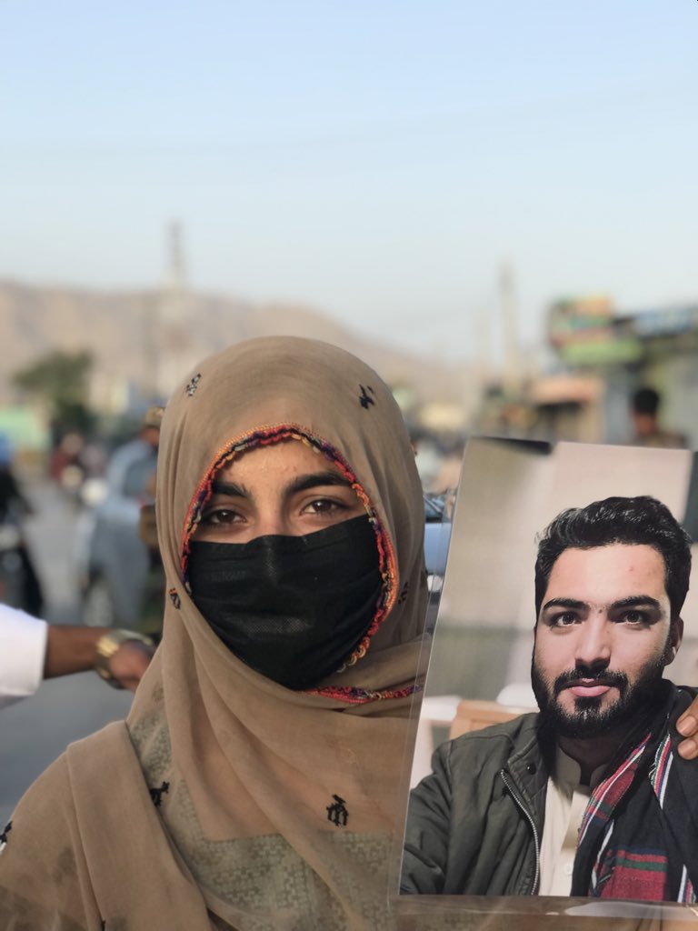 sairabaluch_'s tweet photo. دانیال ناصر کی جبری گمشدگی کو 7 ماہ گزر گئےمگر وہ تاحال لاپتہ ہے۔دانیال کو 16 فروری 2026 کو کراچی میں NCCI ہسپتال کےسامنےسے ریاستی اداروں نے حراست میں لے کر لاپتہ کیا۔یاد رہےکہ دانیال علاج کی غرض سےکراچی گیا تھا۔ایک بیمار شخص سات ماہ سےریاستی زندانوں میں اذیتوں کا سامنا کررہا ہے۔ https://t.co/pn1lUOMXxj