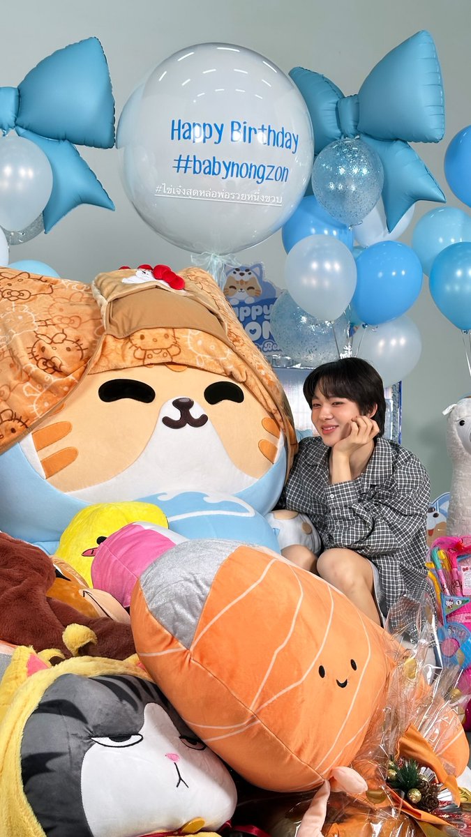 woainewofficial's tweet photo. — 📽യ✧.*
©️ igs : nntakritt
🗓️ : 22.09.2026

ความน่ารักคูณสอง 🐱🥚

HBD BABY NONGZON
#ไข่เจ๋งเด็กวัด1ขวบ
#ไข่เจ๋งสุดหล่อพ่อรวยหนึ่งขวบ
#BabyNongZon

— @CwrNew ♡
#NuNew #NanaNu https://t.co/VfyNVaUSht