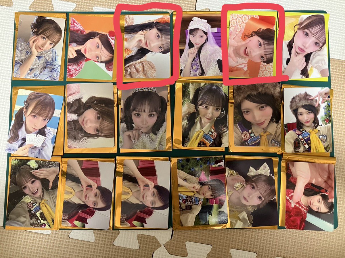 Qst_fuuuu's tweet photo. @kakelook_emiru ご返答ありがとうございます。
承知いたしました。
そうしましたら、バッジとガールスカウト以外のトレカ2枚(写真赤枠)の交換をお願いいたします🙇‍♀️
明日の横アリに参加予定なので、そちらで交換させていただければと思います。
フォローさせていただきますので、明日はDMでご連絡いたします。 https://t.co/PDRvXnPCf4