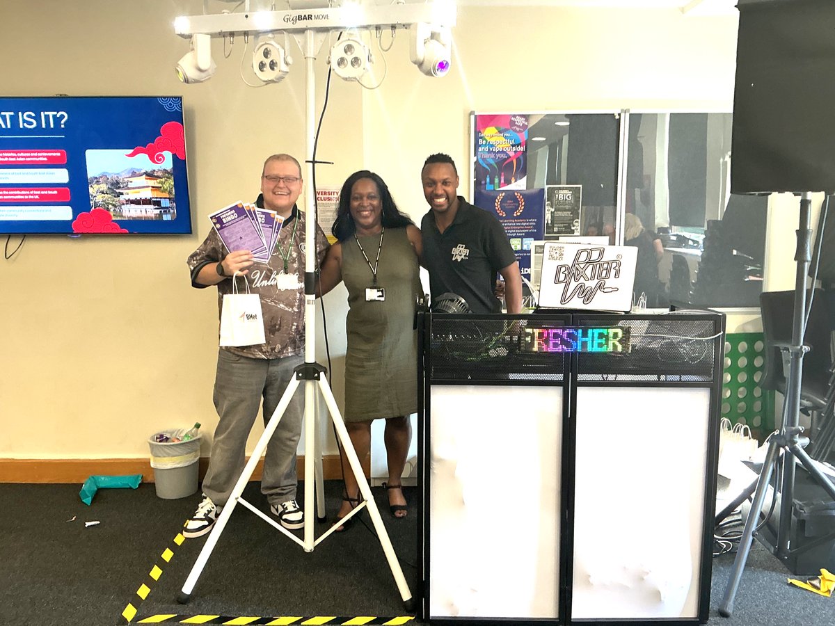 BMetC's tweet photo. Today our BMet Freshers event took place at our Sutton Coldfield College.😊
The atmosphere and vibe continues to be top tier! 🙌🏼
#BMetFreshers #CollegeLife #Freshers2026 #BirminghamStudents🎯 https://t.co/3S0DVDqdCD