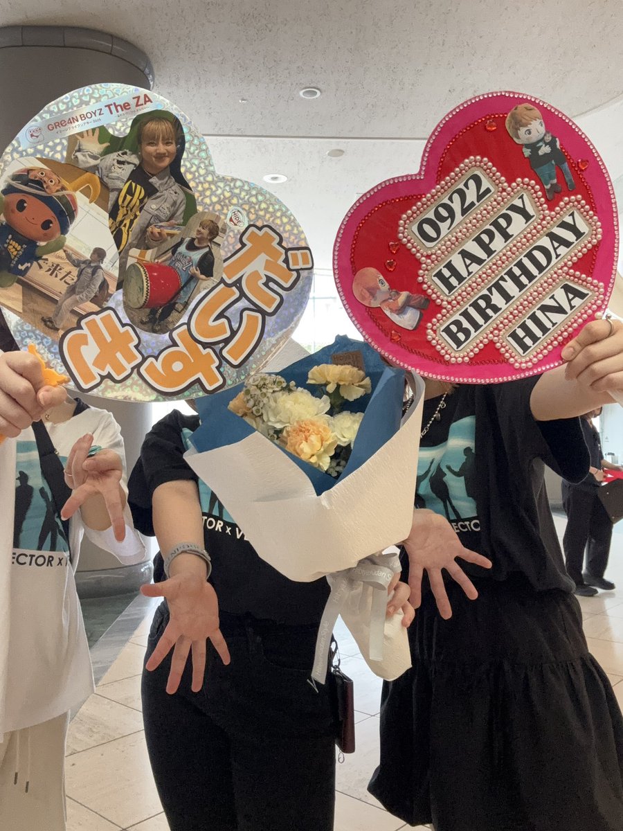 G____Z4's tweet photo. 23サイになりました〜‼️

地元静岡でバースデーライブを迎えられて本当に嬉しい😭💞
そして一緒にバースデーライブに行ってくれて、素敵なサプライズをしてくれた2人本当にありがとう😭😭😭😭😭
めっちゃ幸せな誕生日になりました❤️✨✨✨✨✨✨✨

@GRe4NBOYZ_ 
#GRe4NBOYZ
#TheZA https://t.co/Z4YDHMp9Fe