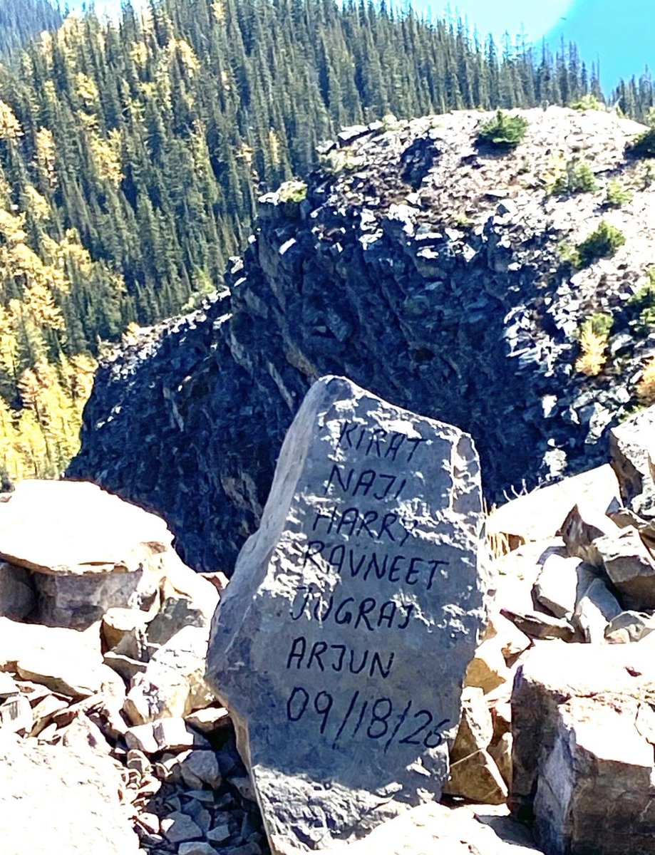TristinHopper's tweet photo. From the Banff subreddit. "We have an assimilation problem" in one image. Graffitiing rocks in a national park is so blasphemous to the Canadian character that it's very clear these men don't have the slightest idea about what it is to be Canadian. https://t.co/pmOfRB0IXE