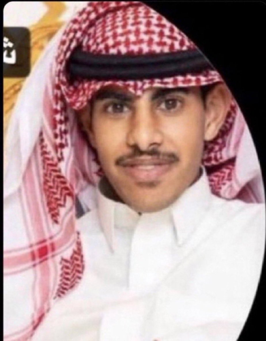 hllabek's tweet photo. الي يروح بكره الظهر للنفود بعزبته يعني تركت لكم الصخب والاحتفالات واكتفيت بعزلتي https://t.co/P59v1nIlCv
