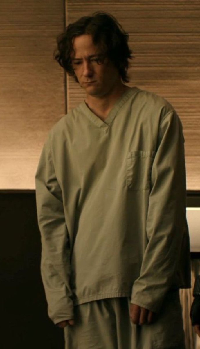 GoldenVoidBob's tweet photo. excuse him, him being in pyjama with messy hair. bobs just woke up. https://t.co/mAL2dZQ7gs