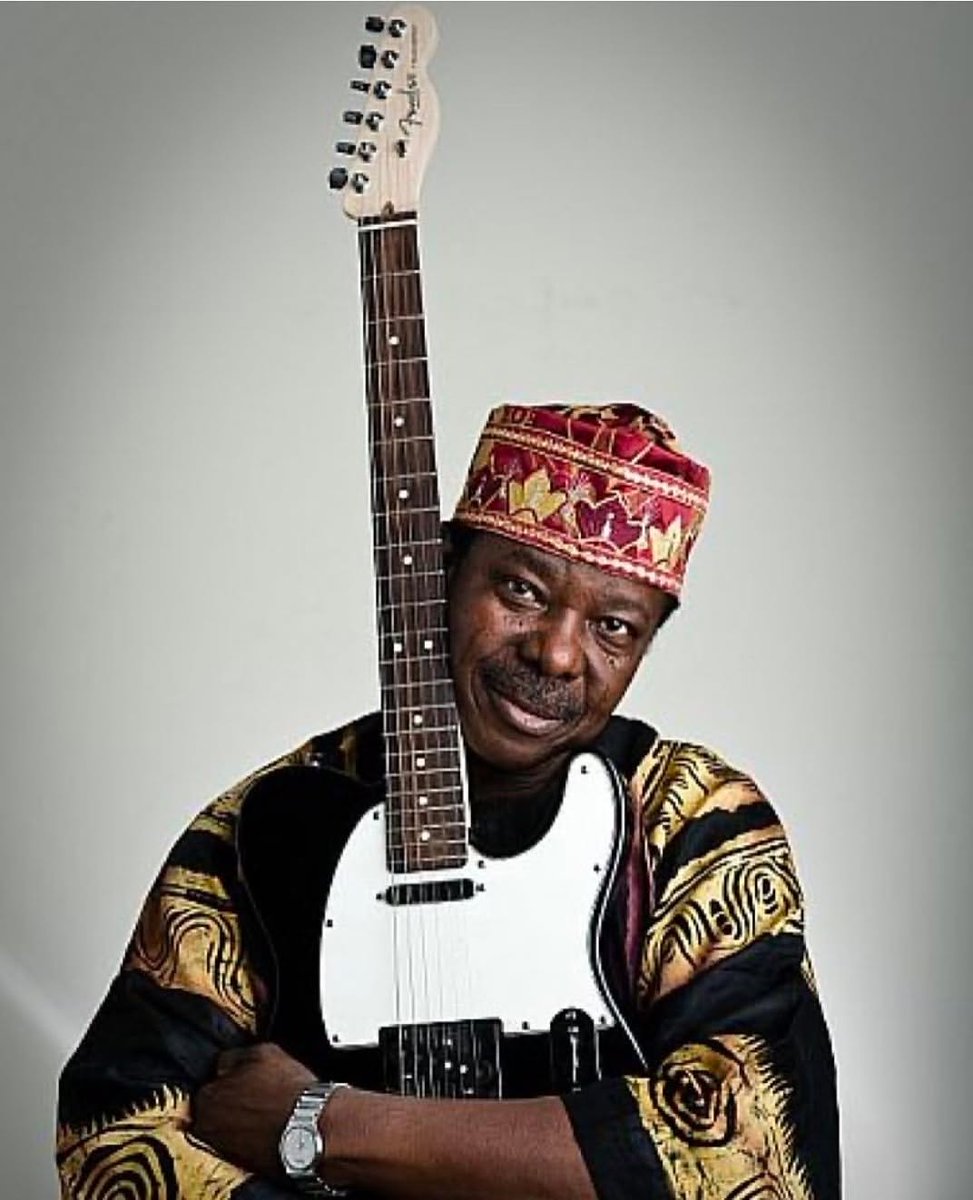 PulseNigeria247's tweet photo. Happy 80th birthday to the legendary Nigerian JùJú music legend, King Sunny Adé. 🔥 https://t.co/xZnN2B81Kq