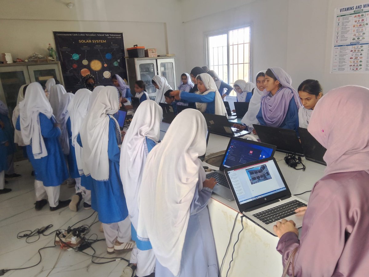 NayeeSubahOrg's tweet photo. Students at Government Girls Secondary School Naik Muhammad are gaining hands-on experience with computers through the Mobile Computer Training Program (MCTP).
#NayeeSubahFoundation #MCTP #DigitalSkills #DigitalLiteracy #GirlsEducation #WomenEmpowerment #TechSkills #Education https://t.co/UIJIR1wKCq