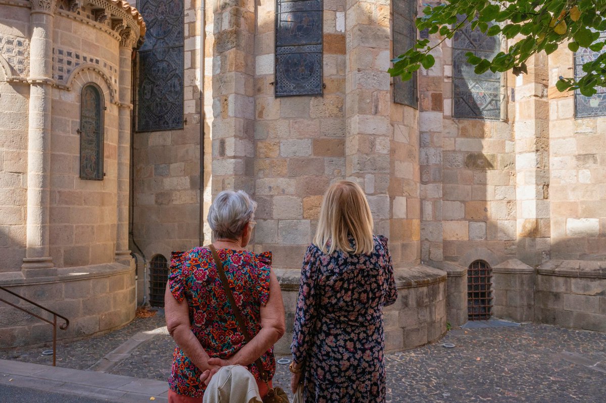 ClermontFd's tweet photo. Ce week-end, lors des journées européennes du patrimoine, Clermont-Fd dévoilait ses trésors cachés. 👀
Visites théâtralisées, concerts dans des lieux exceptionnels, découvertes des caves, ateliers photographiques… 🎶📷
Quels secrets du patrimoine clermontois avez-vous exploré ? https://t.co/Yxtzwj84Pz