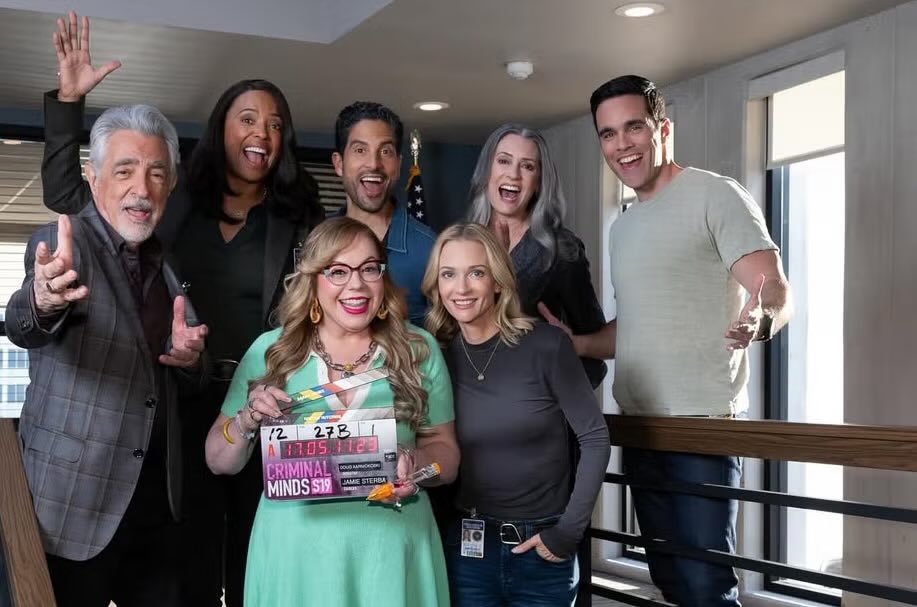 SofieHaulrich's tweet photo. Happy 21st anniversary of the premiere of Criminal Minds ❤️🖤 

September 22, 2005 will be a special for all of us 🤩 

@criminalminds @pagetpaget @ajcookofficial @aishatyler @Vangsness @JoeMantegna @_Adam_Rodriguez https://t.co/v4fK7DcCxA