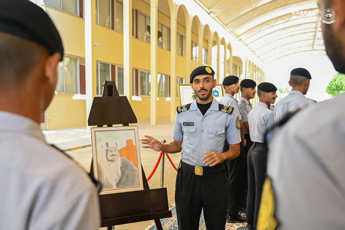 sanggovsa's tweet photo. كلية الملك خالد العسكرية تحتفي بـ 
#اليوم_الوطني_السعودي، بحضور قائد الكلية اللواء الركن سعود آل زيد.

#عزنا_بطبعنا
#وزارة_الحرس_الوطني https://t.co/m45bX1f1CU