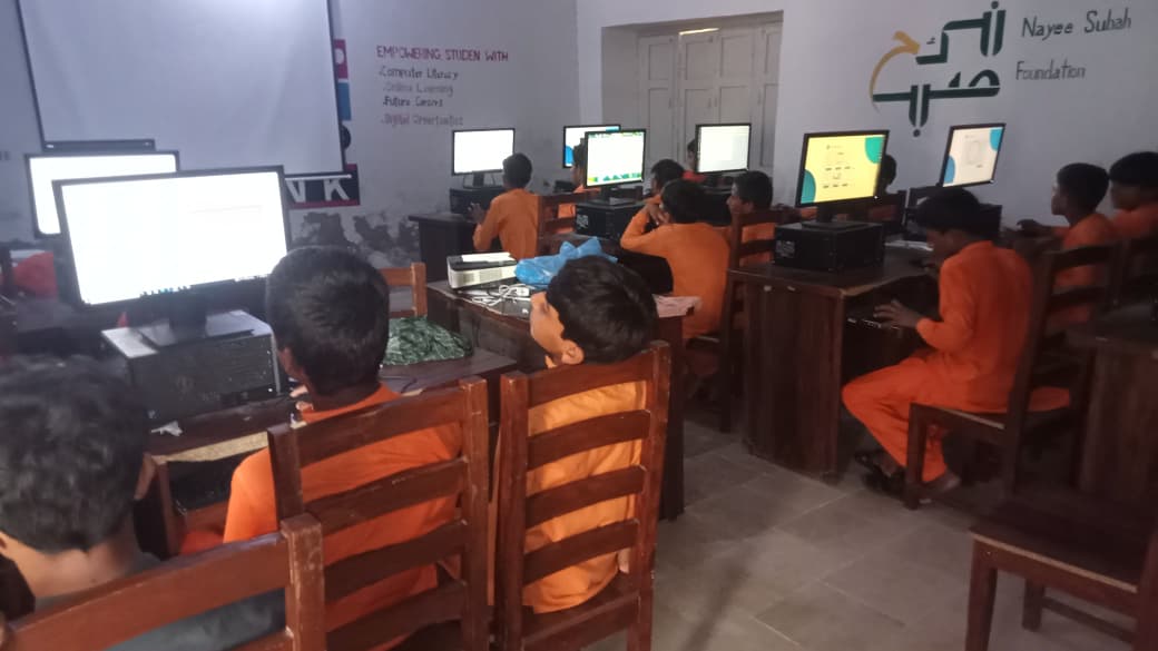 NayeeSubahOrg's tweet photo. Building Digital Skills | Jhoke Sharif!

A practical session on Basic Computer Skills was conducted for 46 students of Class 7th at Government Boys Higher Secondary School Jhoke Sharif.

#DigitalInitiative #DigitalSkills #ComputerEducation #NayeeSubahFoundation https://t.co/6VfTqBsylP