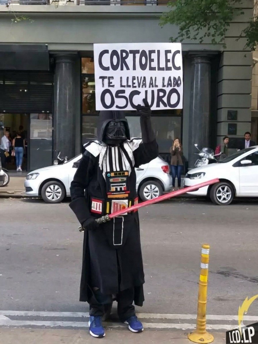 orlandokami's tweet photo. 11:57am malparidos no les fue suficiente dejarnos #sinluz hasta las 3:00am sino que ahora también, ya nos subieron la dosis de castigo a Barquisimeto a más de 8 horas recontra mamaguabos @CorpoelecInfo @delcyrodriguezv https://t.co/JtkFssCJtI