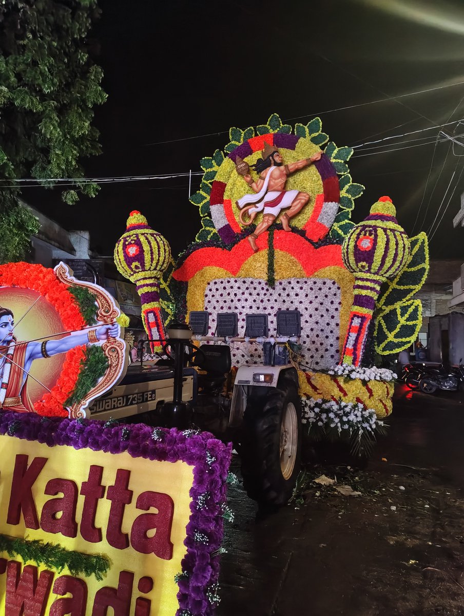 Passengerparam's tweet photo. Somewhere in karnataka 💪
#tnarsipur
#ganeshvrisarjan 

If u guess the place correctly i will do paytm of 1000rs https://t.co/5v5Voz7ERM