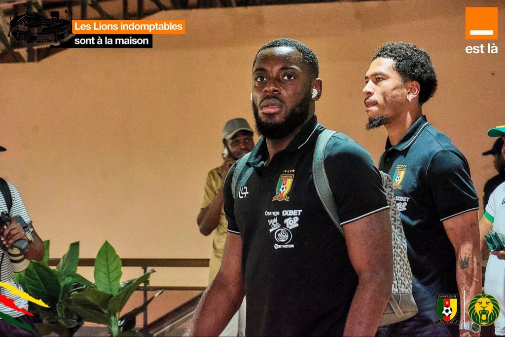 Orange_Cameroun's tweet photo. Le Septentrion a vibré au rythme de nos couleurs ! 🧡
Garoua a accueilli les Lions Indomptables dans une ambiance électrique. 🔥⚽️

#OrangeEstLà #Lions4Life https://t.co/lg6bgt3Qmo