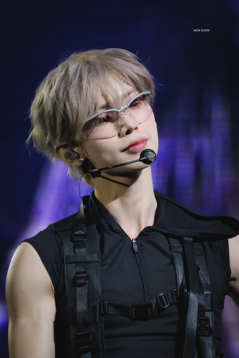 room_az615's tweet photo. 260806 팬미팅　

#ATEEZ #에이티즈 #여상 #YEOSANG #ヨサン https://t.co/ZbVuUzxscE