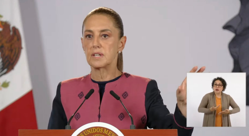 PublinewsGT's tweet photo. Desde el 3 de noviembre, se restringen los celulares en escuelas de México para mejorar la convivencia y atención escolar. 📚✏️🇲🇽 #SEP #EducaciónMéxico #RegresoAClases #Estudiantes
https://t.co/pv0JDJuZOH https://t.co/pAYMO0kFUq