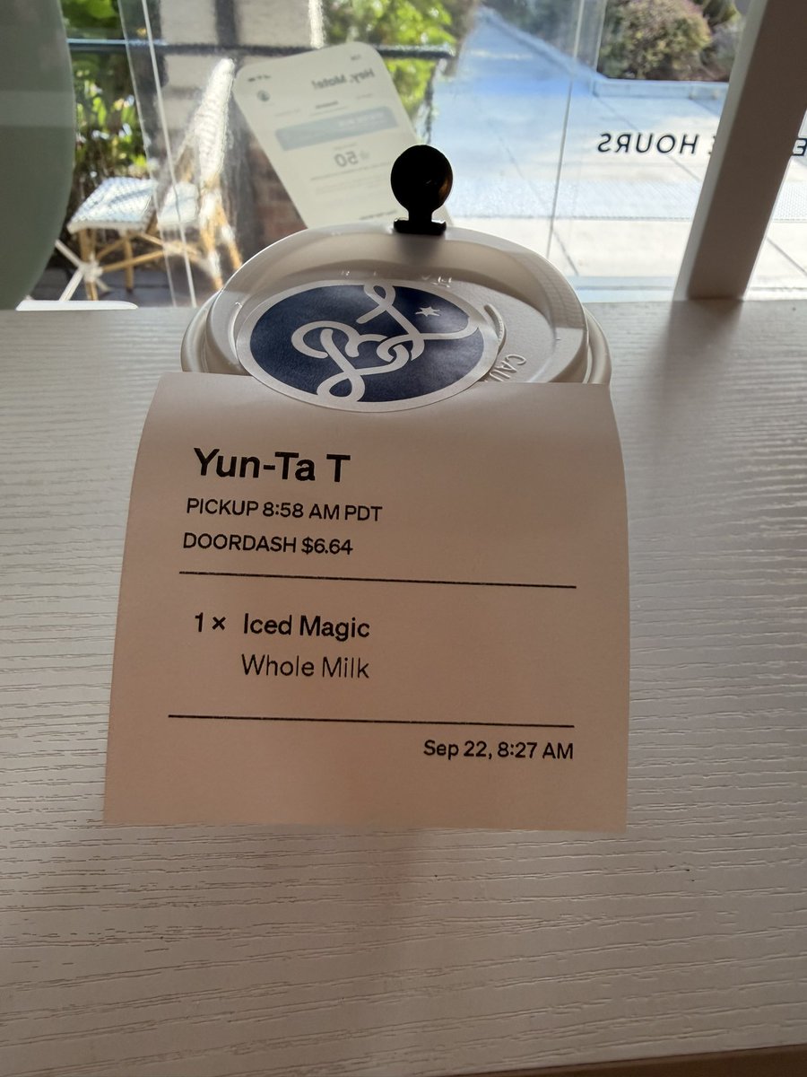 yunta_tsai's tweet photo. Grok @bot is now integrated into Tesla. Thanks to all the teams working hard on this.

It can handle:
- DoorDash / OpenTable / Uber Eats for pickup and restaurants on your way home or to work, while discussing what to order with family
- Discussing your work and even spinning up a PR
- Prepping documents on the way to meet clients

And more!

Tesla + Grok @bot placed the coffee order when a Cybercab drove me to work.
