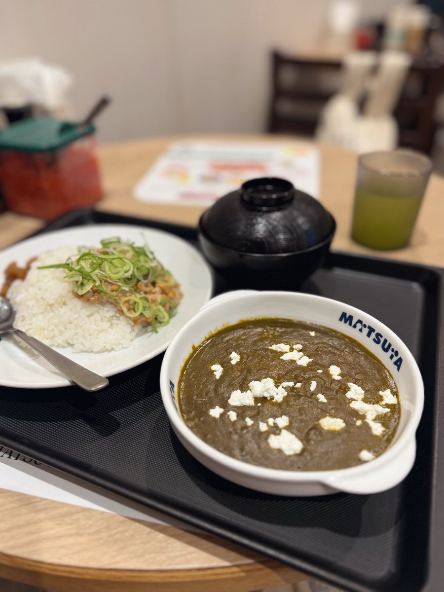 GianfrancoZ's tweet photo. 松屋でパラク（サグ）パニール
グレイヴィはちゃんとしてるけどパニールが少し存在薄い、少ないのかな？
やはり納豆との相性は◎
#パラックパニール 
#松屋 https://t.co/8V4IFi0Ob3