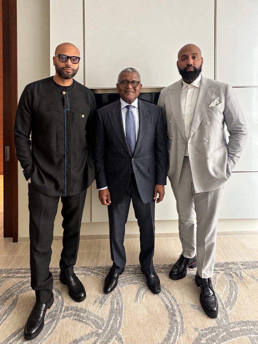 EarnYourLeisure's tweet photo. A full-circle moment. Ten years ago, we taught our middle school class about Alhaji Aliko Dangote, the wealthiest Black person in the world.

Today, we had the opportunity to sit down with him to discuss his historic IPO, the Dangote Petroleum Refinery https://t.co/f8rfENL9JL