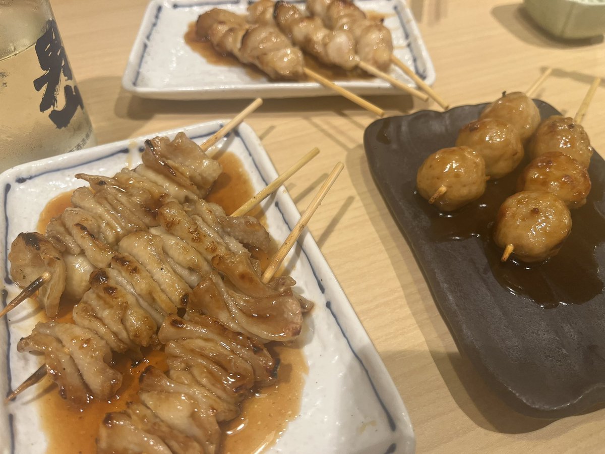 nmicha315's tweet photo. オタク達と飲み！
ひと足お先にシルバーウィークお疲れ様でした〜！ https://t.co/VkmlRHtx7w