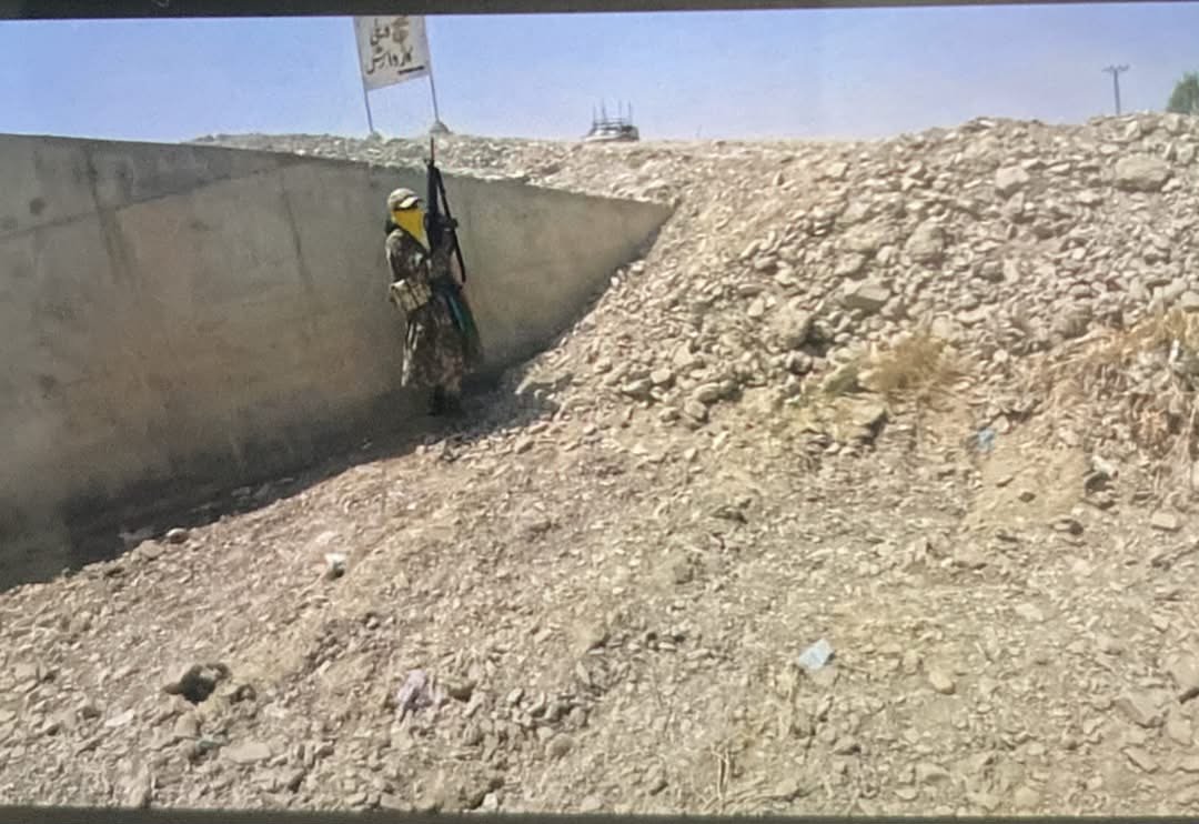 baloch121313's tweet photo. برات شنک بات پہ شیرزال ایں گھار ءَ فرنٹ زندگ بات https://t.co/1ek3QpkvdU
