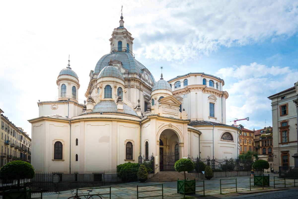 CasaLettori's tweet photo. “Il desiderio mi brucia

il desiderio di cose belle

che ho viste e non vissute.”

Pavese 

#SerateInLibertà a #CasaLettori 

Santuario della Consolata Torino https://t.co/uAOeSL2rbH