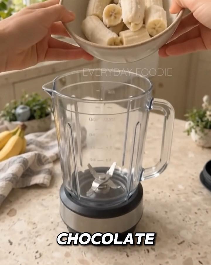 ElidaDewatez's tweet photo. Creamy chocolate ice cream made with just four ingredients: banana, Greek yogurt, cocoa, and peanut butter. Rich, smooth, and naturally sweet! https://t.co/yt5h0LWJWC