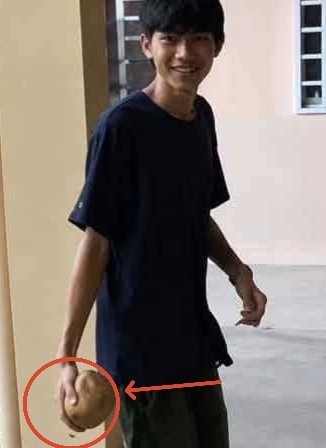 IwanttofindaBF's tweet photo. Attention💢China BOY killed poppy again.#justiceforwangwang #WANGWANG   #StopAnimalAbusersChina  #BoycottChina #Jieyang #StopYulin #EVILlivesinchina  #chinadevils #mfa_china  #chinesetourists #ZhongFamily #FuckYouChina  #ShameOnChina #chinesetradition #FuckingDISGUSTINGChina https://t.co/YXb7sJRLia