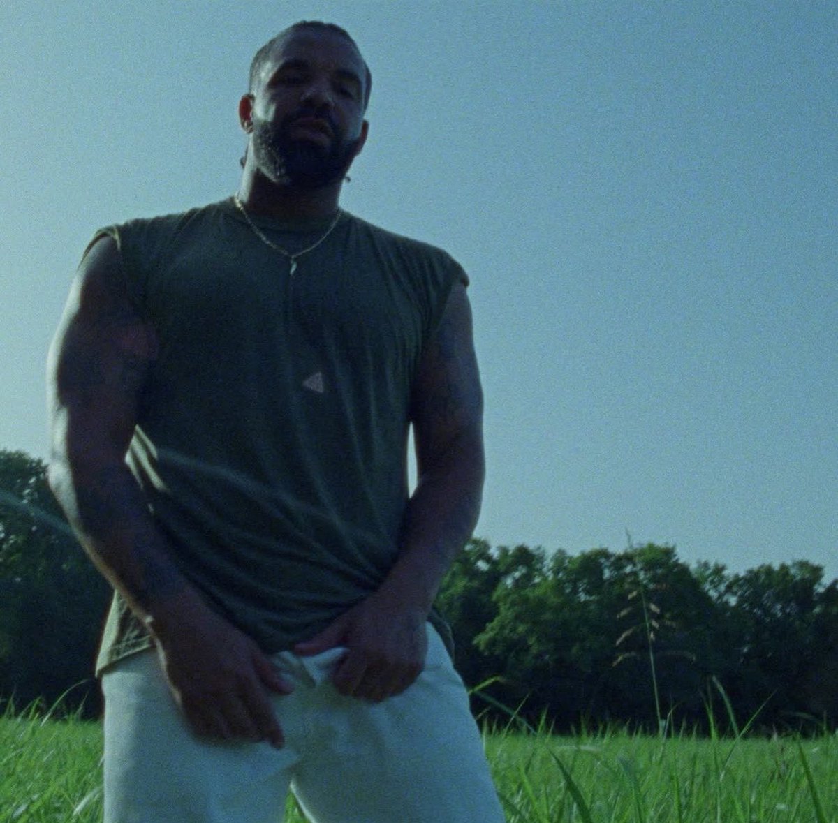 DrakeDirect tweet picture